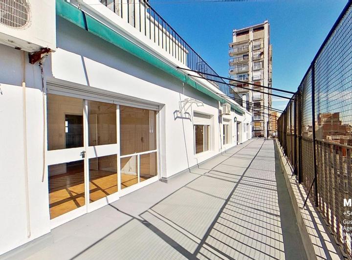 Departamento · 200m² · 5 Ambientes