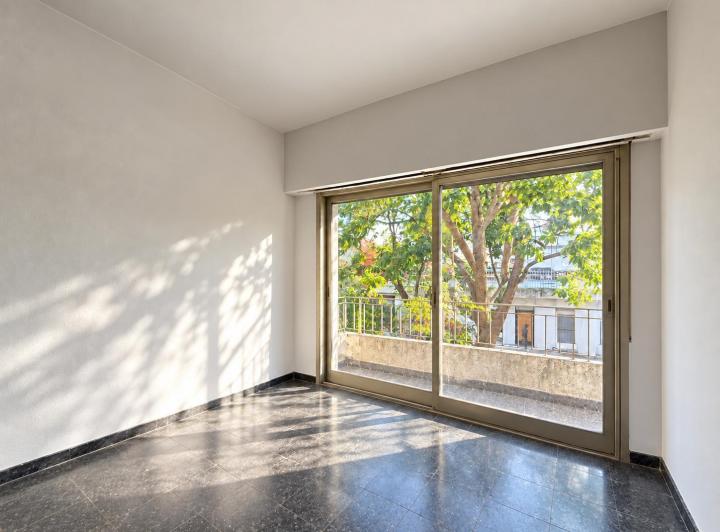 Casa · 230m² · 7 Ambientes · 2 Cocheras