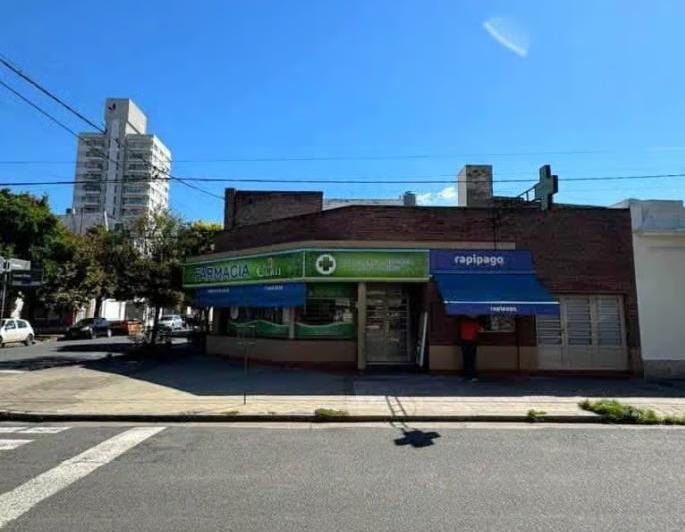 Local comercial · 149m² · 1 Dormitorio · 1 Cochera