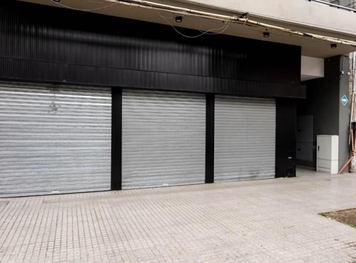 Local comercial · 100m² · 5 Ambientes · 5 Cocheras