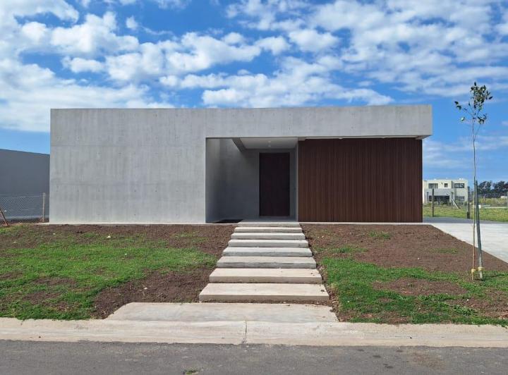 Casa · 130m² · 4 Ambientes
