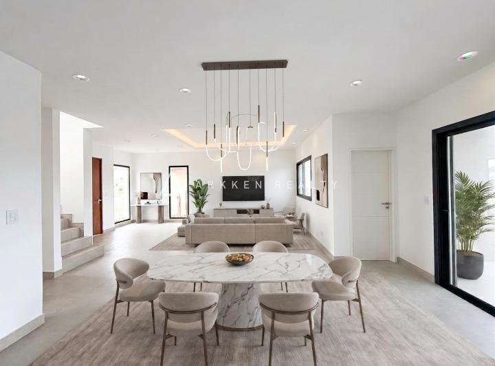 Casa · 170m² · 5 Ambientes