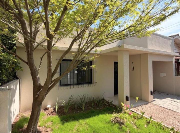 Casa · 170m² · 4 Ambientes · 1 Cochera