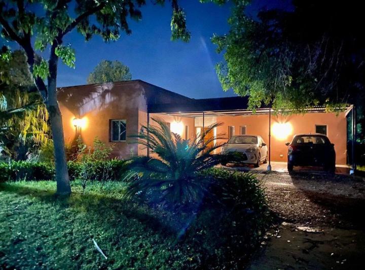 Casa · 172m² · 4 Ambientes · 3 Cocheras