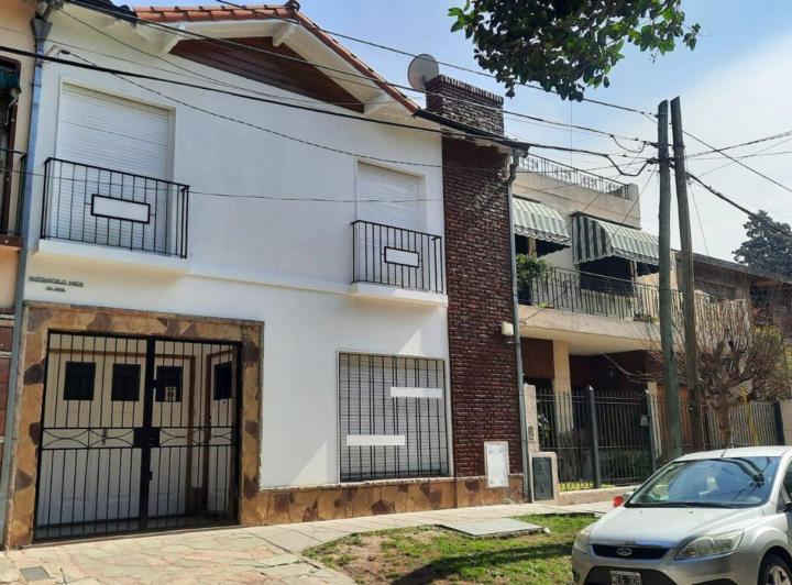 Casa · 119m² · 3 Ambientes · 1 Cochera