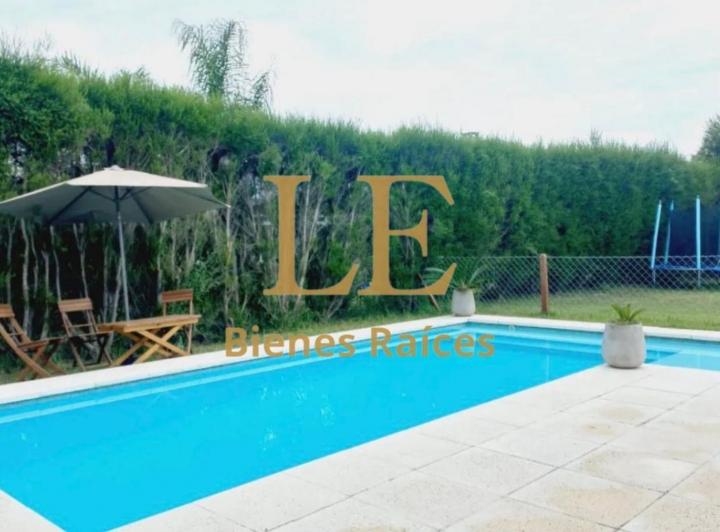 Casa · 175m² · 5 Ambientes · 5 Cocheras