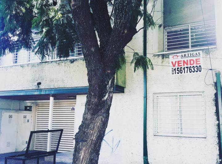 Departamento · 40m² · 2 Ambientes · 1 Cochera
