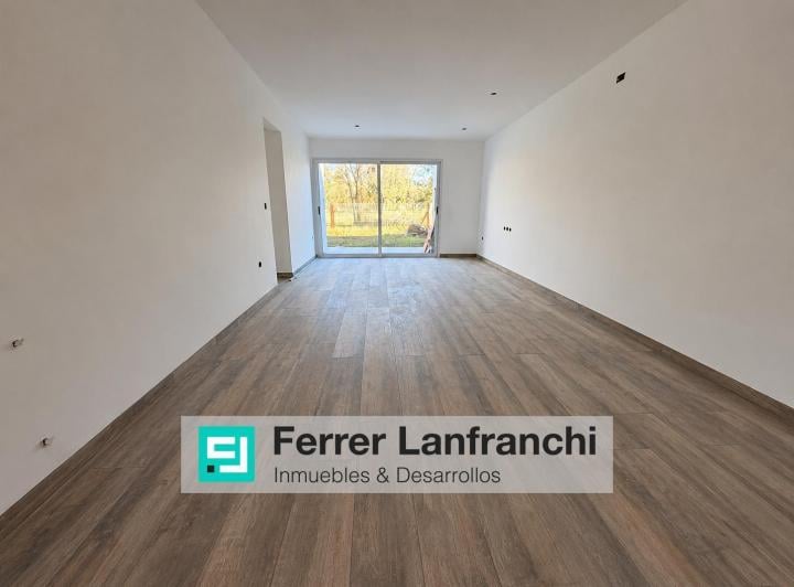 Casa · 130m² · 7 Ambientes · 2 Cocheras