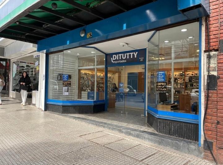 Local comercial · 64m² · 2 Ambientes