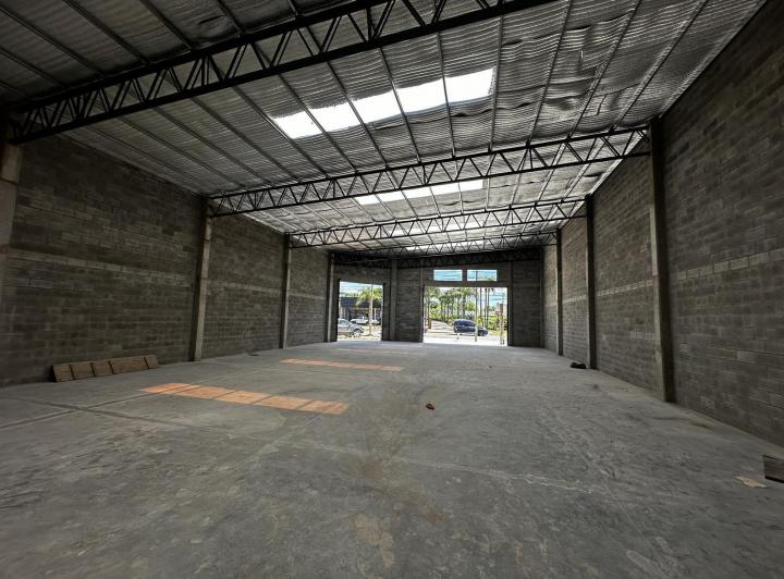 Depósito · 350m²