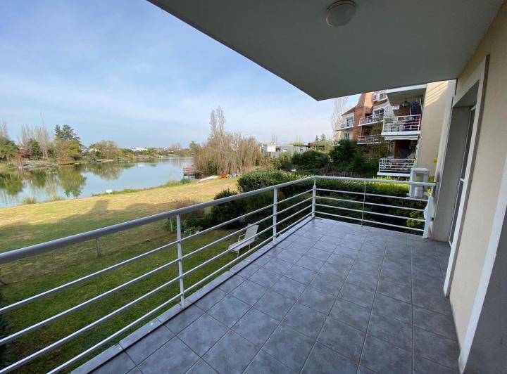 Departamento · 70m² · 3 Ambientes · 2 Cocheras