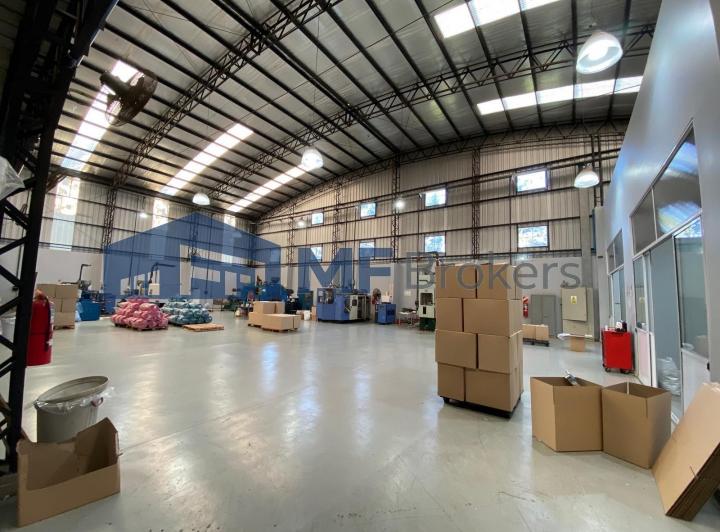 Bodega-Galpón · 450m²