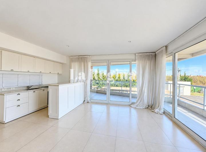 Departamento · 50m² · 2 Ambientes · 1 Cochera