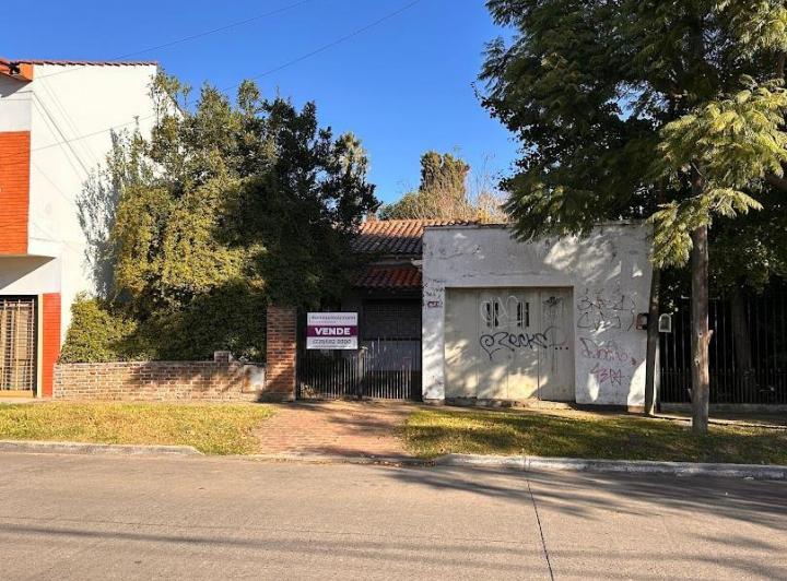 Casa · 97m² · 2 Dormitorios · 1 Cochera