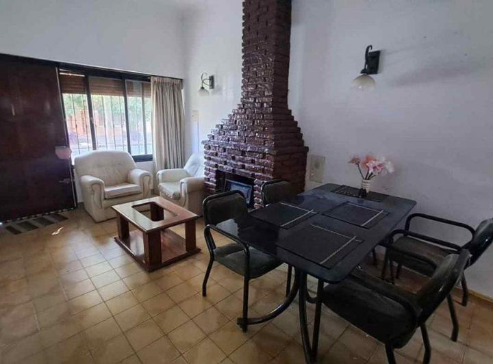 Casa · 43m² · 3 Ambientes · 1 Cochera