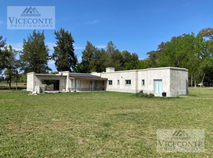 Casa · 1273m² · 5 Ambientes