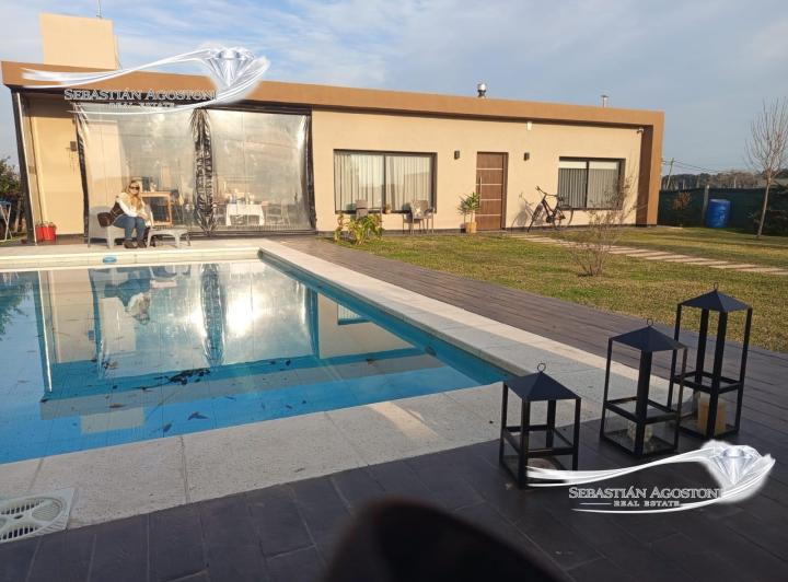 Casa · 96m² · 2 Ambientes · 5 Cocheras