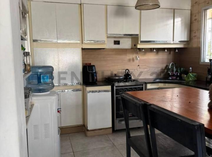 Casa · 132m² · 5 Ambientes