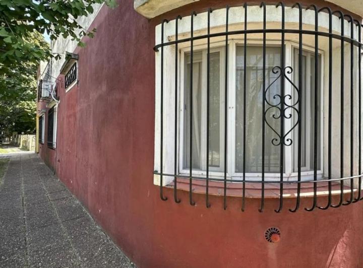 Casa · 100m² · 4 Ambientes · 1 Cochera