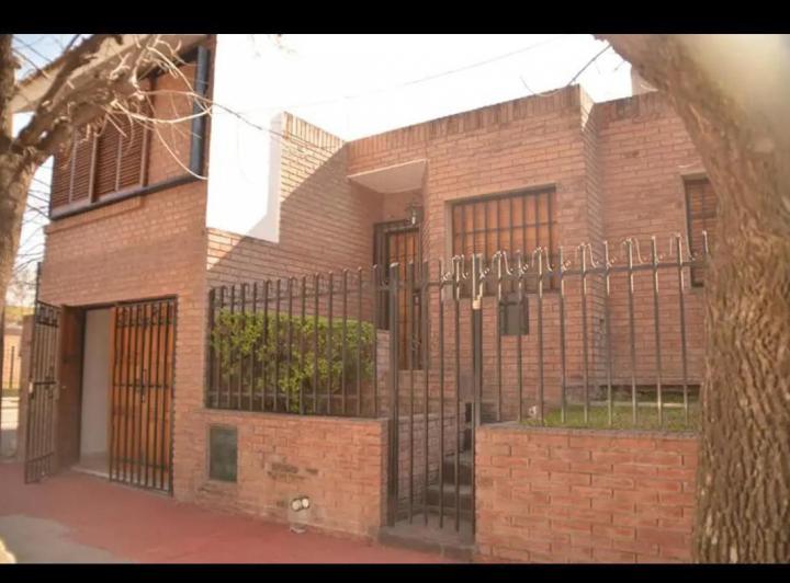 Casa · 99m² · 5 Ambientes