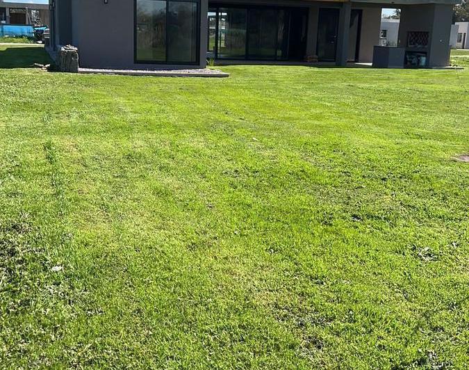 Casa · 240m² · 5 Ambientes