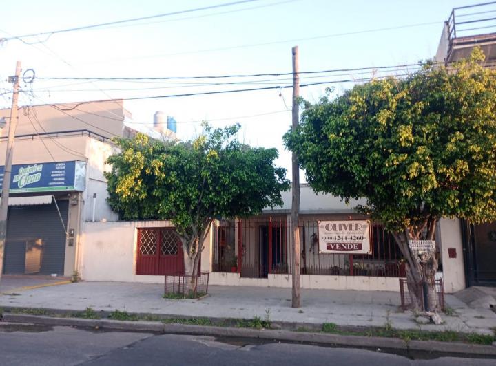 Casa · 50m² · 3 Ambientes · 1 Cochera