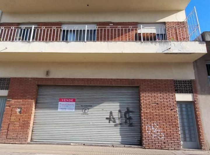 Casa · 230m² · 4 Ambientes