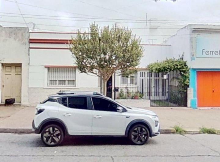 Casa · 101m² · 4 Ambientes · 1 Cochera