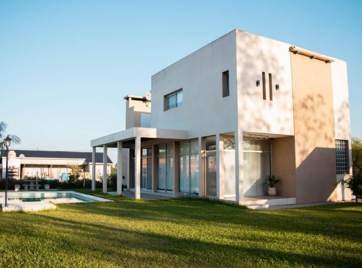 Casa · 120m² · 5 Ambientes · 1 Cochera