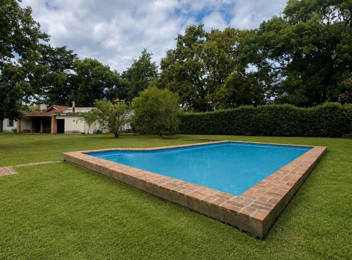 Casa · 137m² · 3 Ambientes · 2 Cocheras