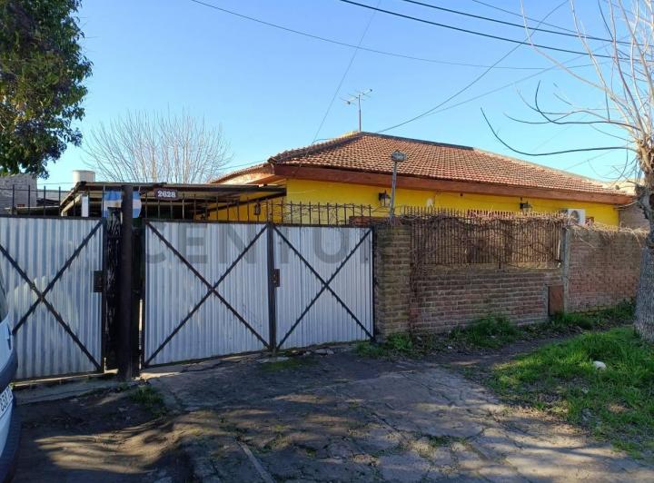 Casa · 114m² · 3 Ambientes · 3 Cocheras
