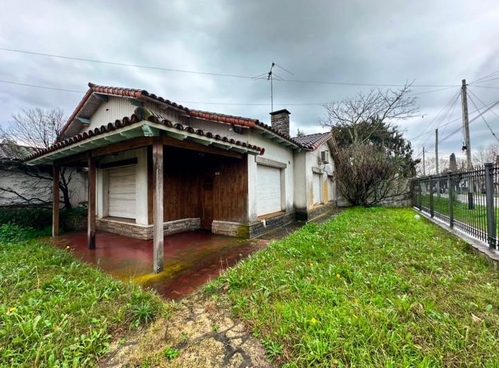 Casa · 148m² · 5 Ambientes · 3 Cocheras