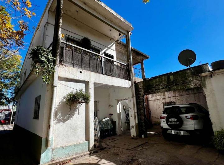 Casa · 175m² · 5 Ambientes · 1 Cochera