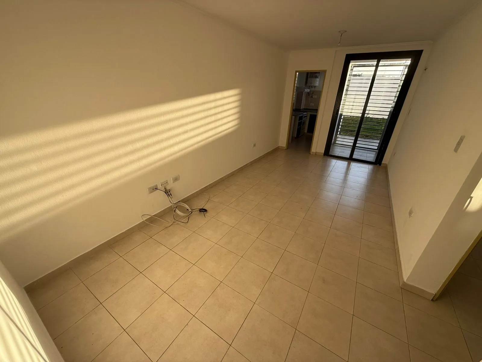 Un dormitorio con patio!! APTO CREDITO!!