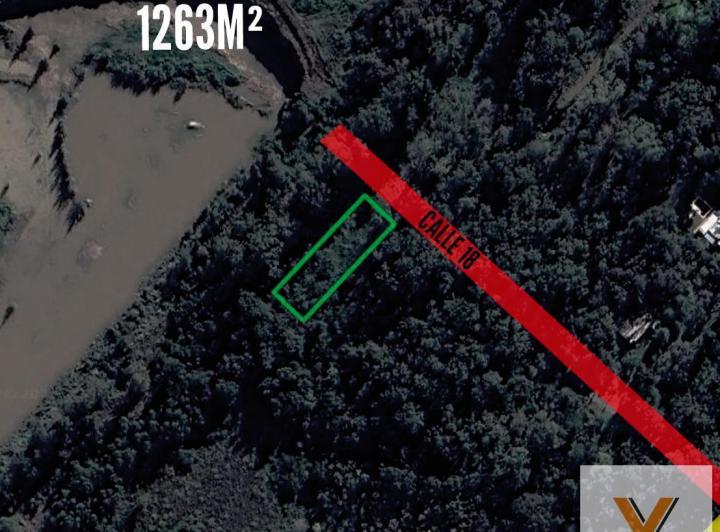 Terreno · 1263m²