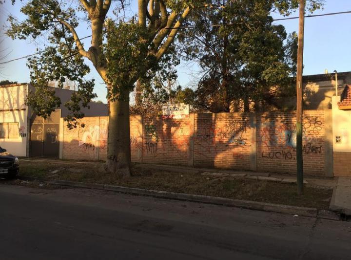 Terreno · 210m²