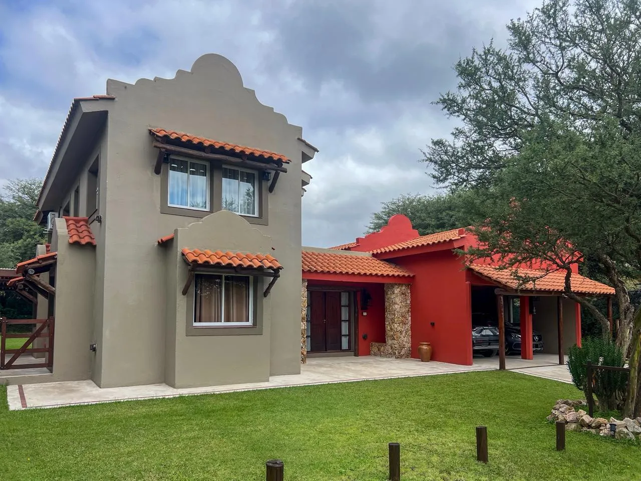 EXCLUSIVA Casa en Villa General Belgrano Apto Crédito - THO7879481