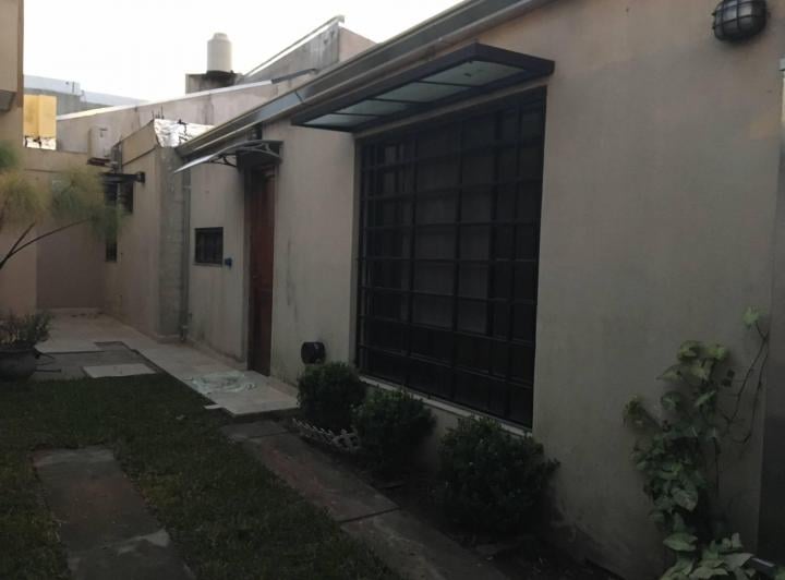 Casa · 60m² · 2 Ambientes · 1 Cochera