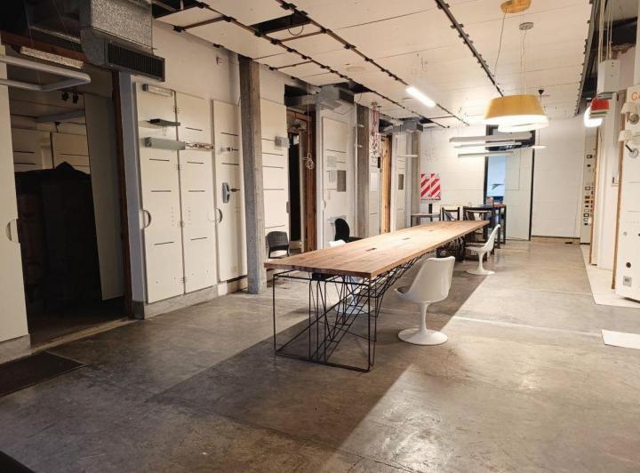 Local comercial · 640m² · 14 Ambientes · 4 Cocheras