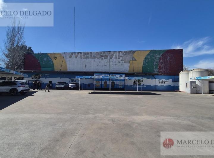 Depósito · 3200m² · 20 Cocheras