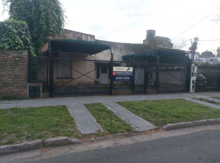 Local comercial · 200m² · 2 Ambientes · 2 Cocheras