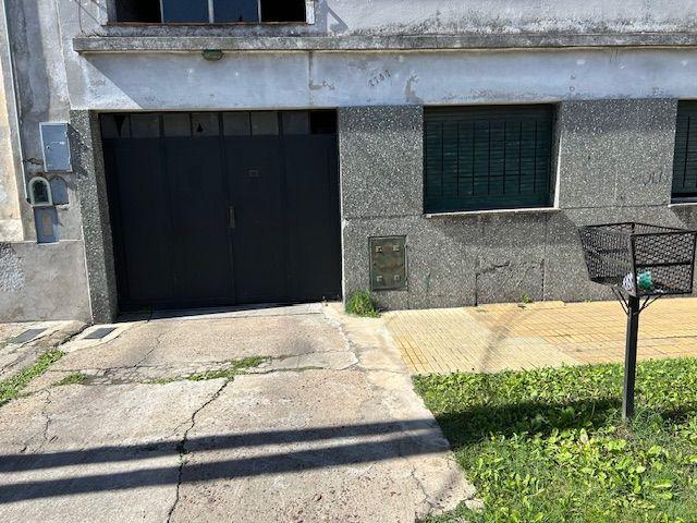 Bodega-Galpón · 180m²