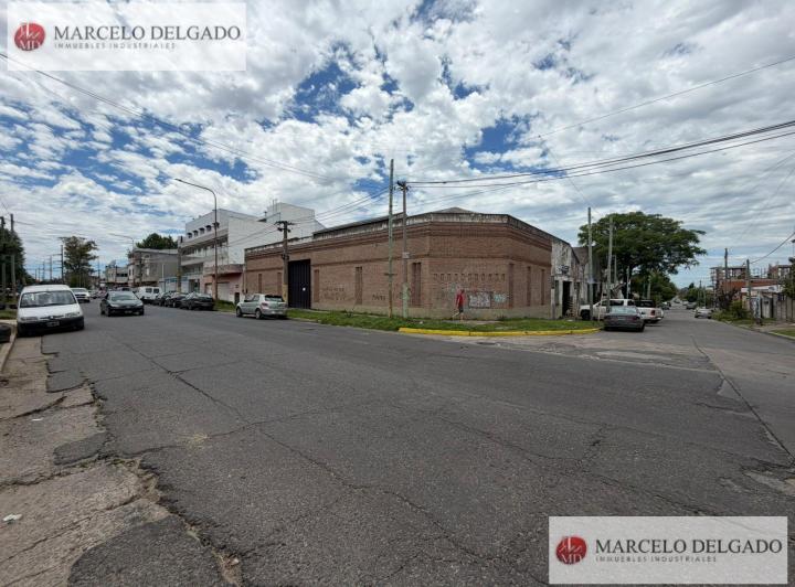 Bodega-Galpón · 400m²