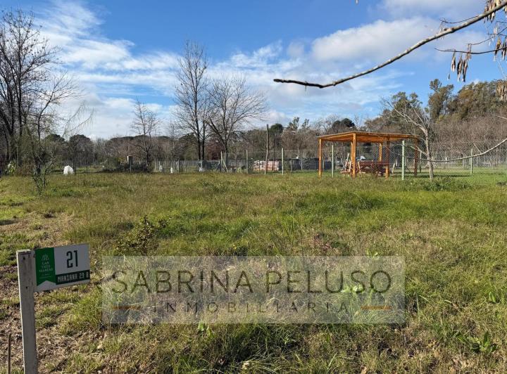 Terreno · 378m²
