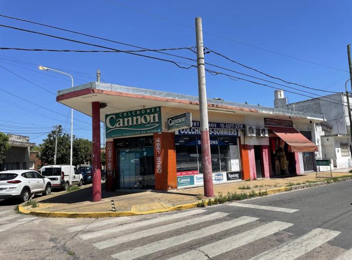 Local comercial · 186m² · 5 Ambientes