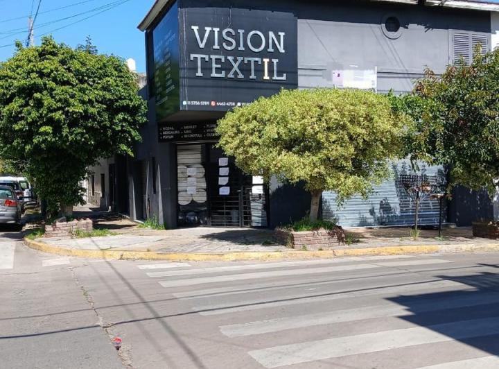 Local comercial · 130m²