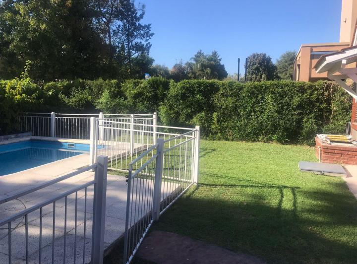 Casa · 120m² · 3 Ambientes · 2 Cocheras