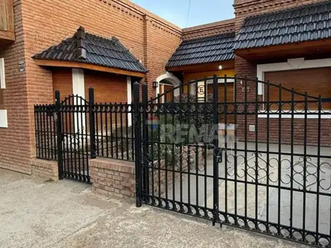 Casa 3 habitaciones con quincho apto hipotecario