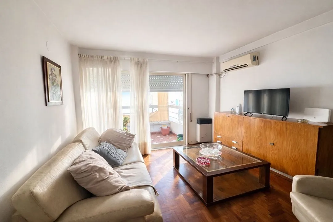 DEPARTAMENTO CORDOBA CENTRO 4 DORMI BALCON PISO 4º CALLE MARIANO FRAGUEIRO VENTA