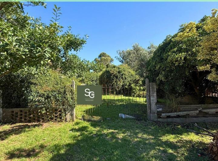 Terreno · 300m²
